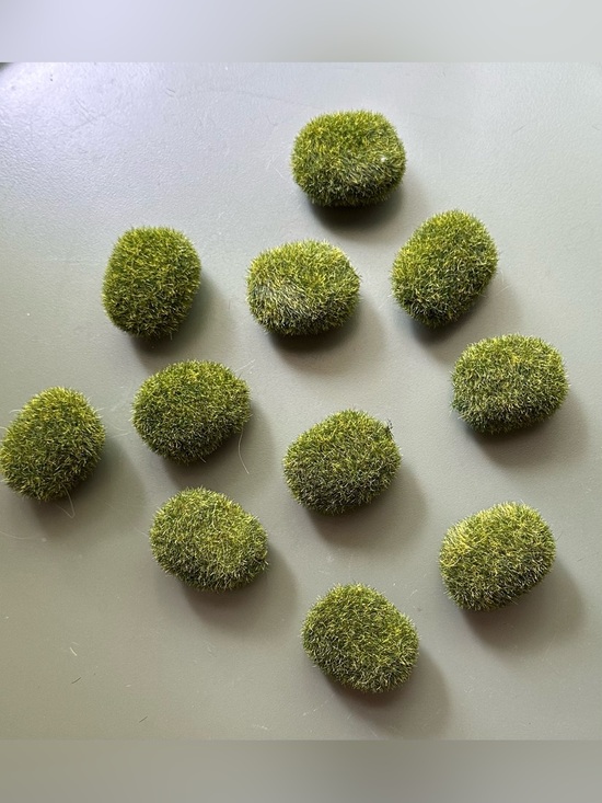 Handmade Other - Faux moss • strong refrigerator magnets • set of 11
